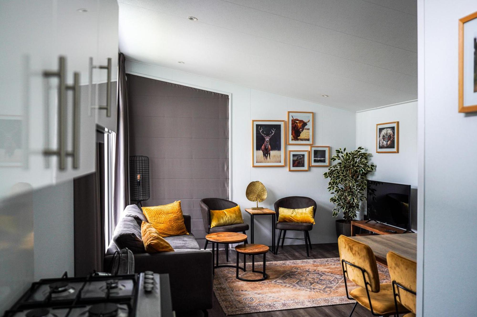 Vakantiehuis Met Vijverzicht Lathum Exterior foto